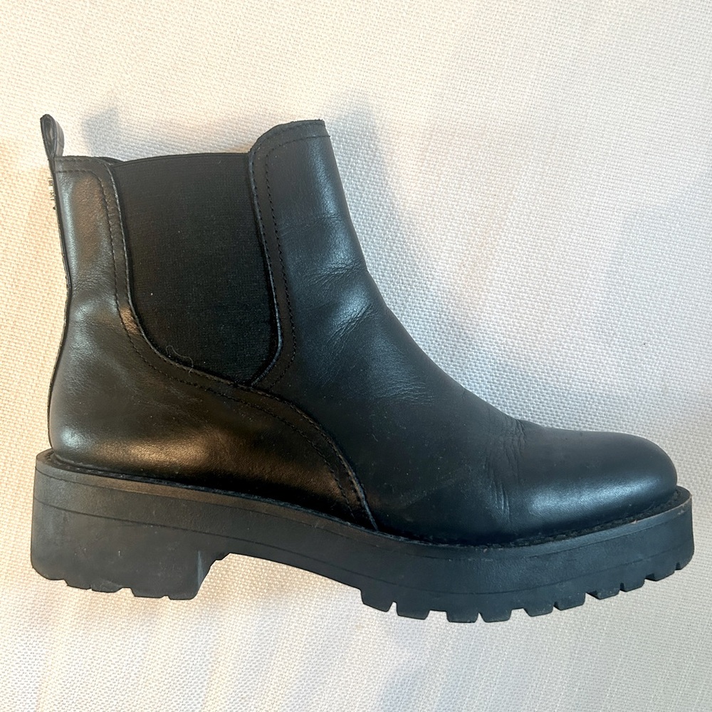 Sam Edelman boots 9
